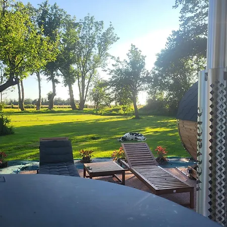 Bed & Breakfast D'hotes Au Haras D'agathe Et Ses Princes *