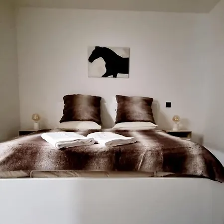D'hotes Au Haras D'agathe Et Ses Princes Bed & Breakfast Les Barils